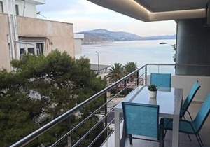 VARKIZA VIEW APARTMENT