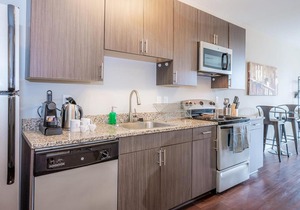 Viagem Fashionable Studio in Vibrant Area