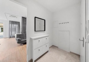 VibeStudio 304 - Central - AC - Licensed - Parking Nearby