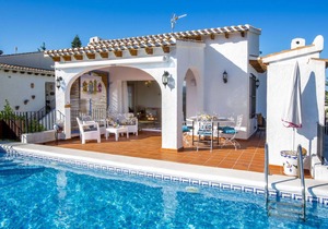 Villa ∙ 3 bedrooms ∙ 6 guests