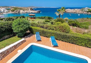 Villa ∙ 3 bedrooms ∙ 6 guests