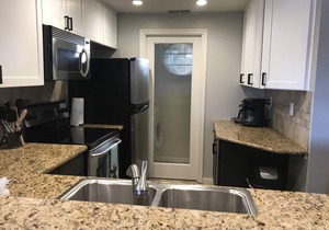 VILLA 3115 - 2 Bed/2 Bath Lakefront Condo at Island Resort - All Amenities