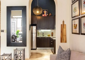 Villa Blanca | Stylish Colonial in Best Location