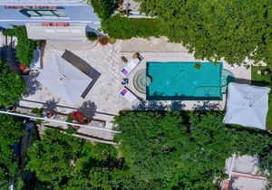 VILLA CAPRI MARINA - Four Bedroom Villa, Sleeps 8