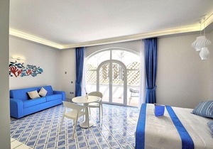 Villa Clarice D, fully refundable with voucher*: An elegant and modern studio apartment in a quiet position, located on a hillside above the sea, with Free WI-FI.