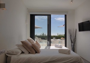 Villa Crozet to rent in Ibiza with 4 bedrooms private pool 8 sleeps