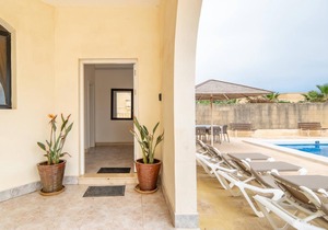 Villa Hgieri - Ghasri Holiday Home