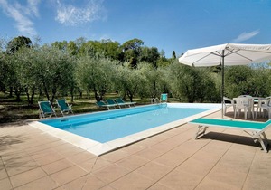 Villa in Montelopio with 5 bedrooms sleeps 9