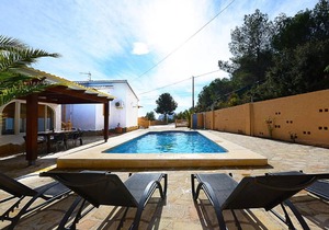 Villa Iris - Plusholidays