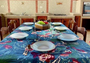 Villa Francesca with Pool, Wi-Fi, Terrace & Garden