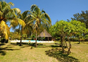 Villa Kenville18 - Tropical garden near the beach, Bain Boeuf beach, Cap Malheureux