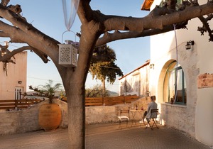 Villa Kirke with private swimming pool