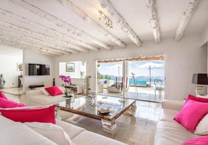 Villa La Casa Romero, in the heart of Ibiza's golden mile