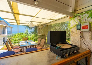 Villa Mavrikia: Large Private Pool, A/C, WiFi, Eco-Friendly