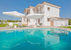 Villa Melograno IV with private swimming pool