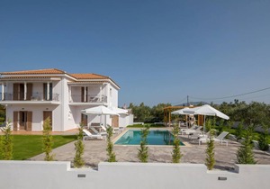 Villa Melograno II with private swimming pool