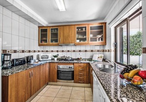 Villa Miramar - Four Bedroom Villa, Sleeps 8