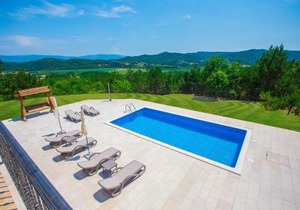 Villa Mirna