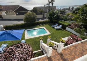 Villa on Camps Bay Drive
