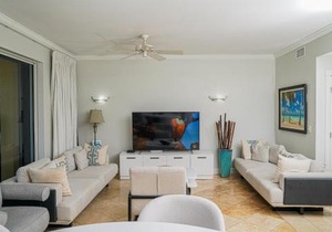 Villa Renaissance Unit 205 Grace Bay Beach