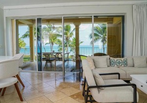 Villa Renaissance Unit 205 Grace Bay Beach