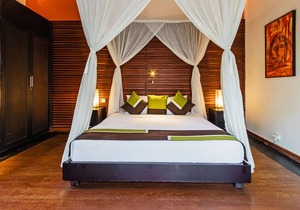 Villa Sasoon 2, 100 mt to Beach