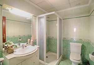 Villa Tosal con 6 dormitorios, wifi, parking, jardín y piscina privada