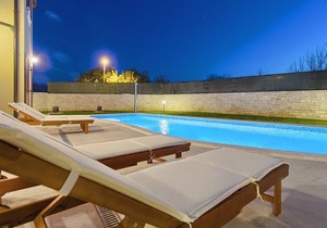 Villa with private pool, sauna, HotTub, SPA area, table tennis.