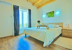 Villa with private pool, sauna, HotTub, SPA area, pool table, table tennis.