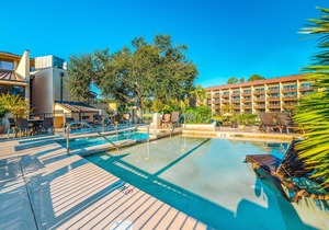 Villa with Private Beach Access, Pool, Hot Tub, Free WiFi, & Private W/D