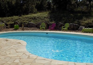 Villa with swimming pool, near Porto-Vecchio and beach, 2 bedrooms, sleeps 6