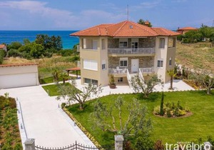 Villa Zeria by RentalsPro - Nea Potidaia Halkidiki