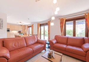 Vissershuisje 09/04 by Interhome