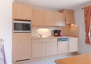 Vissershuisje 09/04 by Interhome