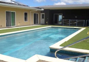 Volcanoes National Park - minutes away. 25 acre Nature Lodge
