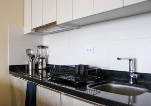 w* | Outstanding 2BR Duplex with AC in San Isidro