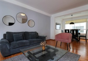 w* | Spacious 3BR with Balcony in Barranco