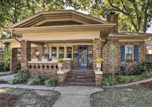 Walk to Midwestern State Wichita Falls Cottage!