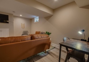 Walkable and spacious 5BD/2BTH in Highland Park - Sleeps 12