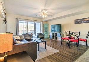 Waterfront Lake Ozark Condo with Boat Slip!