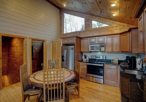 Watershed 9 - Rustic Luxury Cabin with Long Range Views