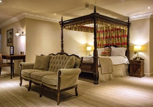 Waterton Park Hotel
