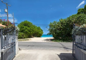 Welcome to the unpretentious and breezy Graceville, steps away from the beach