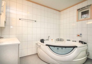 Welcome to this great vacation home in idyllic Liarvåg in Tysvær.