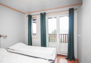 Welcome to this great vacation home in idyllic Liarvåg in Tysvær.