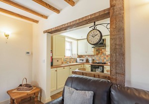 What a wonderful holiday cottage for a romantic break away.