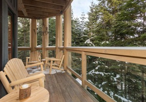 Whistler Creekside Luxurious Townhouse in Taluswood