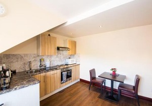William's Hillsborough Apartments
