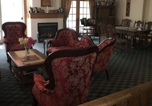Williston Village INN- Suite r . for 4 people