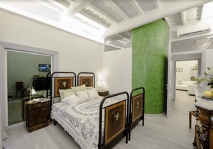 WIN-SUITE A few steps from the Spanish Steps and Via Condotti and Via del Corso
